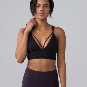 Lululemon pushing limits sports bra